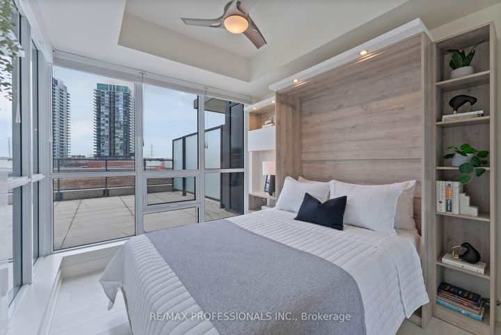 Photo 25 at 611 - 2200 Lakeshore Boulevard W, Mimico, Toronto