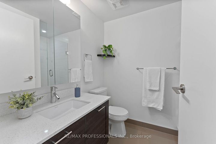 Photo 29 at 611 - 2200 Lakeshore Boulevard W, Mimico, Toronto