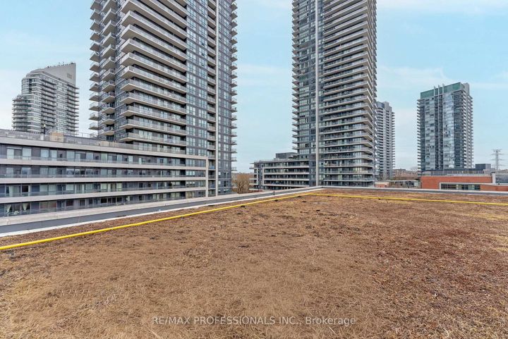 Photo 38 at 611 - 2200 Lakeshore Boulevard W, Mimico, Toronto