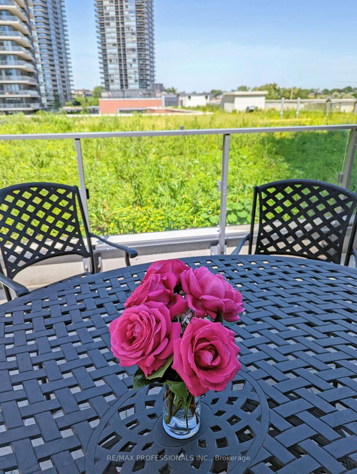 Photo 41 at 611 - 2200 Lakeshore Boulevard W, Mimico, Toronto