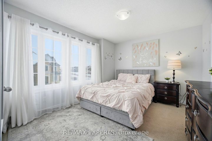 Photo 30 at 5 Mugford Crescent, Bram West, Brampton