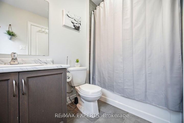 Photo 32 at 5 Mugford Crescent, Bram West, Brampton