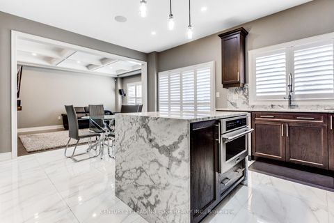 Photo 7 at 228 FLEETWOOD Drive, Eastdale, Oshawa