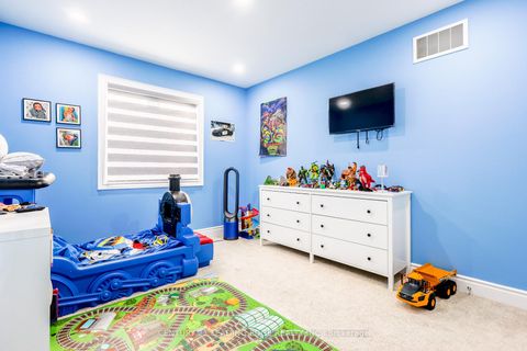 Photo 25 at 228 FLEETWOOD Drive, Eastdale, Oshawa