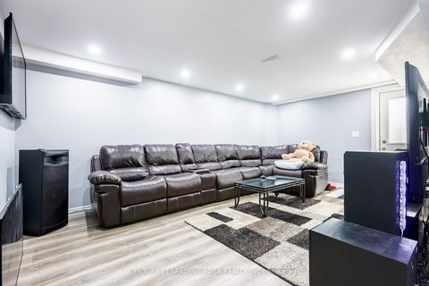 Photo 41 at 228 FLEETWOOD Drive, Eastdale, Oshawa