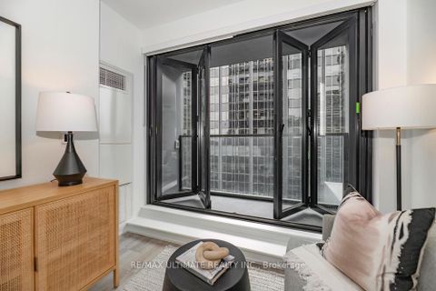 Photo 4 at 1008 - 20 Soudan Avenue, Mount Pleasant West, Toronto