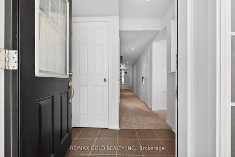 Photo 3 at 846 Atwater Path, Lakeview, Oshawa