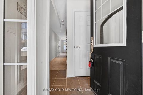 Photo 6 at 846 Atwater Path, Lakeview, Oshawa