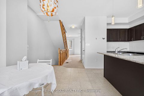 Photo 10 at 846 Atwater Path, Lakeview, Oshawa