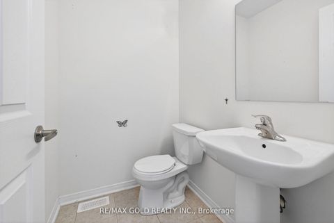 Photo 14 at 846 Atwater Path, Lakeview, Oshawa