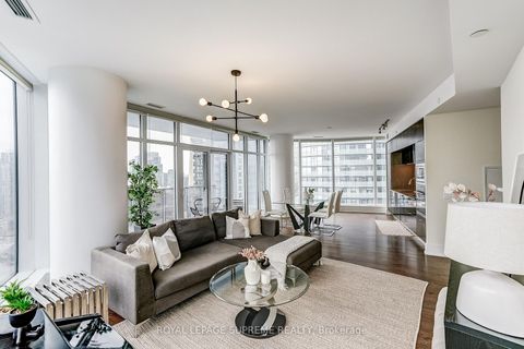 Photo 1 at 3010 - 10 York Street, Waterfront Communities C1, Toronto