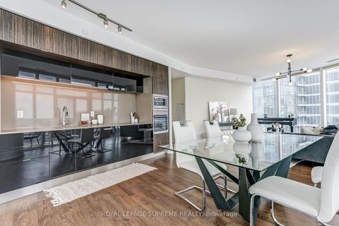 Photo 5 at 3010 - 10 York Street, Waterfront Communities C1, Toronto