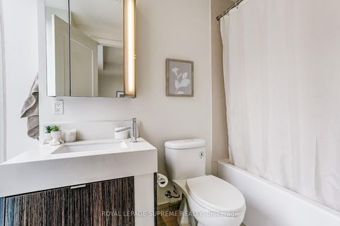 Photo 12 at 3010 - 10 York Street, Waterfront Communities C1, Toronto