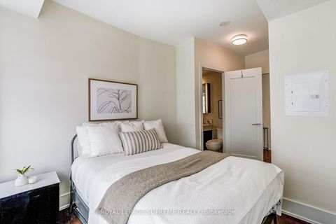 Photo 20 at 3010 - 10 York Street, Waterfront Communities C1, Toronto