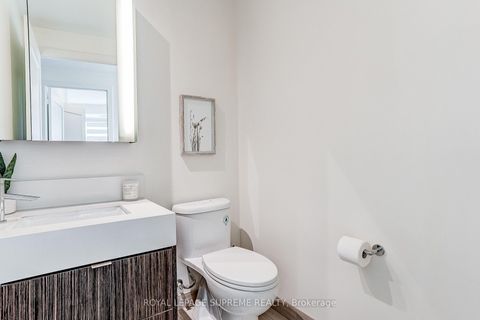 Photo 22 at 3010 - 10 York Street, Waterfront Communities C1, Toronto