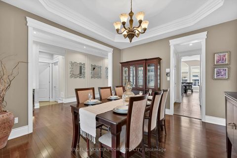 Photo 9 at 10 Silver Sterling Crescent, Vellore Village, Vaughan