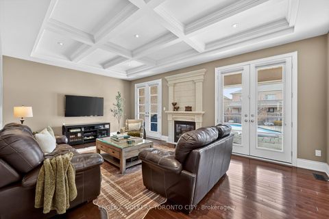 Photo 22 at 10 Silver Sterling Crescent, Vellore Village, Vaughan