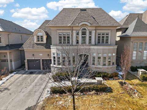 Photo 42 at 10 Silver Sterling Crescent, Vellore Village, Vaughan