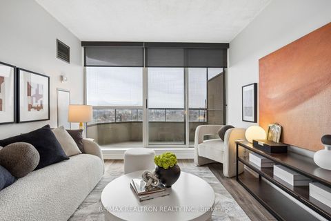 Photo 6 at 1033 - 3 Greystone Walk Drive, Kennedy Park, Toronto