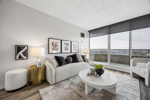 Photo 8 at 1033 - 3 Greystone Walk Drive, Kennedy Park, Toronto