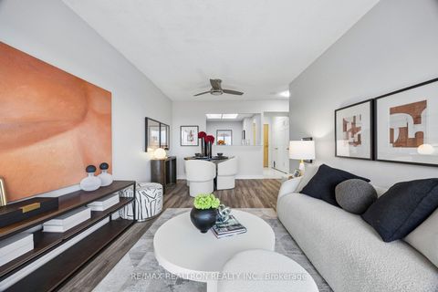 Photo 10 at 1033 - 3 Greystone Walk Drive, Kennedy Park, Toronto