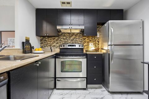 Photo 18 at 1033 - 3 Greystone Walk Drive, Kennedy Park, Toronto