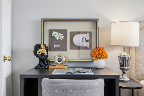 Photo 24 at 1033 - 3 Greystone Walk Drive, Kennedy Park, Toronto