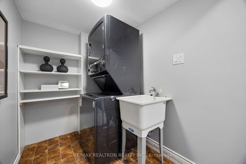 Photo 31 at 1033 - 3 Greystone Walk Drive, Kennedy Park, Toronto