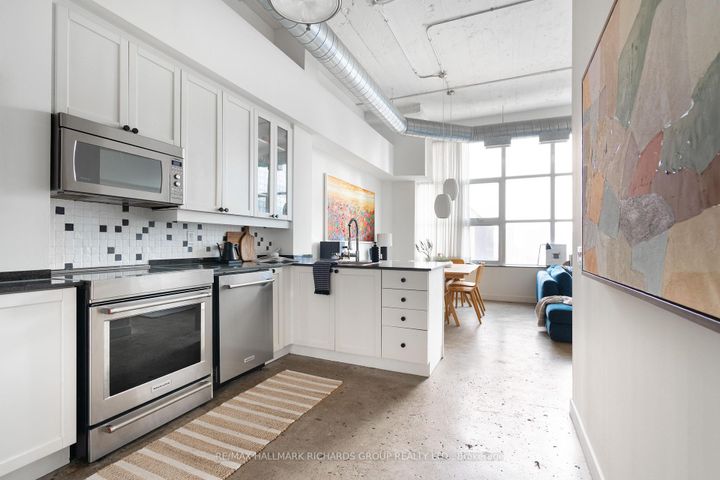 Photo 7 at 942 - 155 Dalhousie Street, Yonge Corridor, Toronto