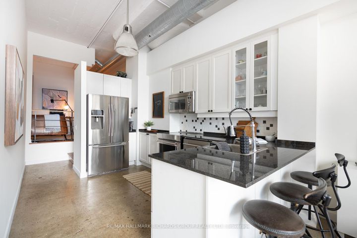 Photo 8 at 942 - 155 Dalhousie Street, Yonge Corridor, Toronto