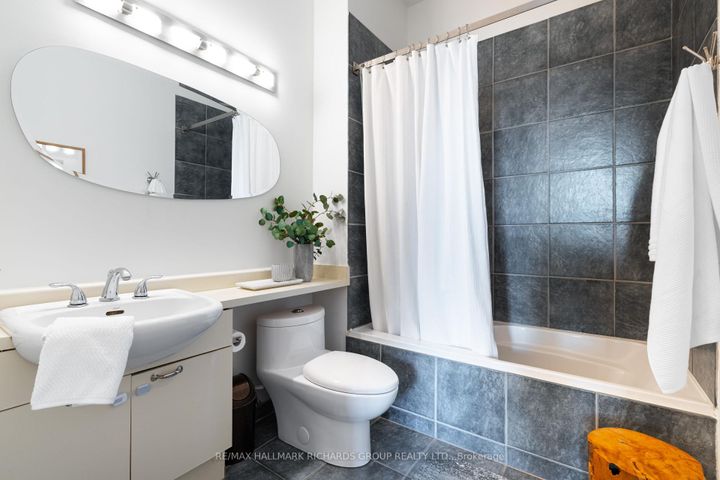 Photo 19 at 942 - 155 Dalhousie Street, Yonge Corridor, Toronto