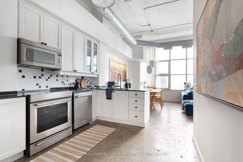 Photo 7 at 942 - 155 Dalhousie Street, Yonge Corridor, Toronto