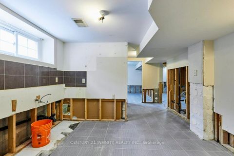 Photo 24 at 1181 Valley Drive, Lakeview, Oshawa