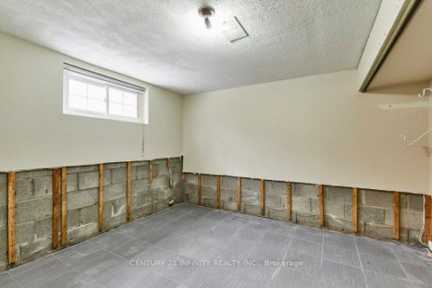 Photo 31 at 1181 Valley Drive, Lakeview, Oshawa