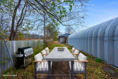 Photo 3 at 815 Lagoon Drive, Historic Lakeshore Communities, Georgina