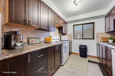 Photo 8 at 815 Lagoon Drive, Historic Lakeshore Communities, Georgina