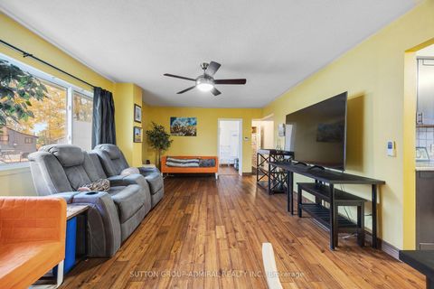 Photo 14 at 815 Lagoon Drive, Historic Lakeshore Communities, Georgina