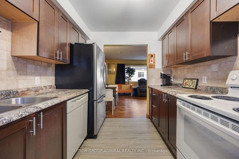 Photo 18 at 815 Lagoon Drive, Historic Lakeshore Communities, Georgina