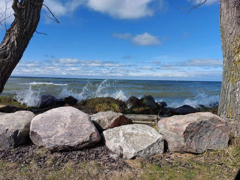 Photo 40 at 815 Lagoon Drive, Historic Lakeshore Communities, Georgina