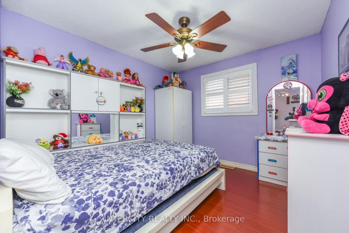 Photo 26 at 7140 Dalewood Drive, Malton, Mississauga