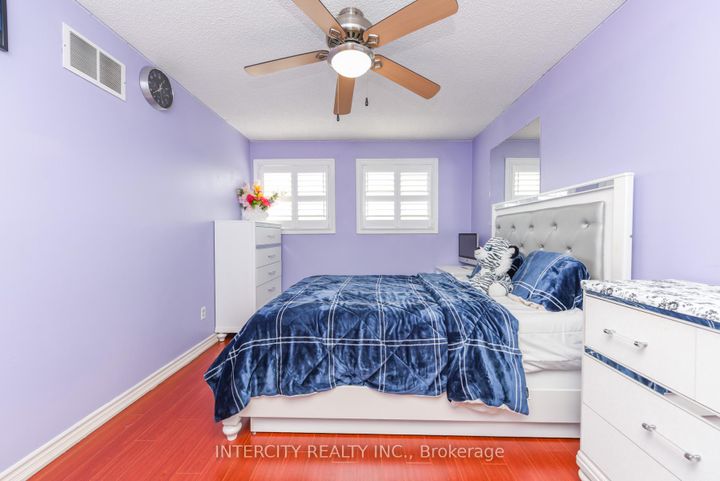 Photo 35 at 7140 Dalewood Drive, Malton, Mississauga