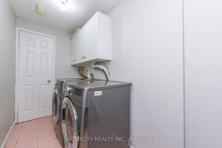 Photo 37 at 7140 Dalewood Drive, Malton, Mississauga