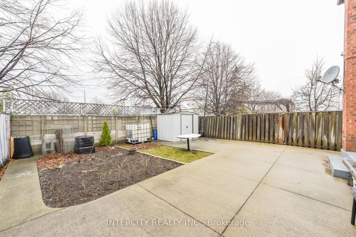 Photo 48 at 7140 Dalewood Drive, Malton, Mississauga