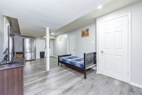 Photo 40 at 7140 Dalewood Drive, Malton, Mississauga