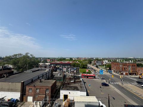 Photo 11 at 609 - 1787 ST. CLAIR Avenue W, Pellam Park, Toronto