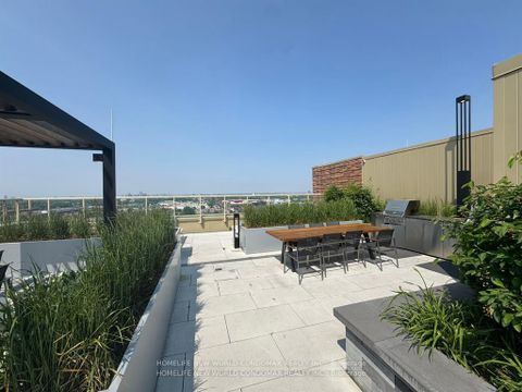 Photo 25 at 609 - 1787 ST. CLAIR Avenue W, Pellam Park, Toronto