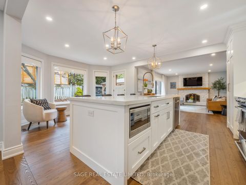 Photo 10 at 32 Dunwatson Drive, Centennial Scarborough, Toronto