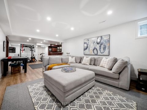 Photo 40 at 32 Dunwatson Drive, Centennial Scarborough, Toronto