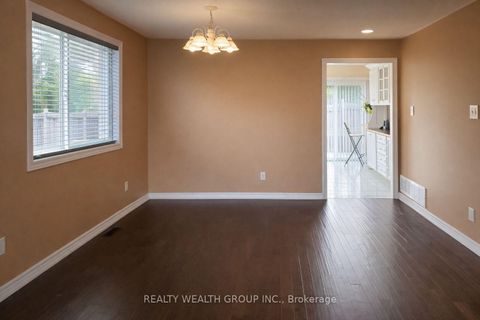 Photo 1 at 61 Stollar Boulevard, Little Lake, Barrie