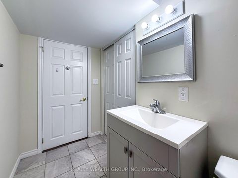 Photo 10 at 61 Stollar Boulevard, Little Lake, Barrie